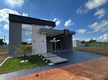 Casa · 117m² · 3 Quartos · 2 Vagas · Excelente Casa Térrea no Condomínio Vivere da Mata em Dourados MS