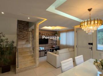 Foto 02 · Conforto, Modernidade e Lazer Completo em uma Residência Reformada de 3 Quartos Sendo 1 Suíte na QC 