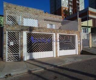 Casa · 214m² · 3 Quartos · 2 Vagas · Excelente casa assobradada em ótima localização no Jardim Tamoio