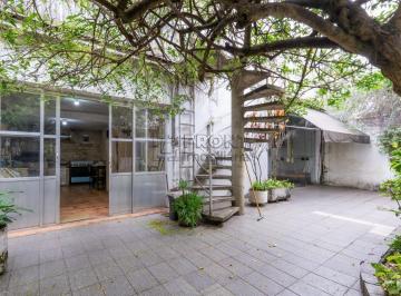 Casa · 330m² · 3 Quartos · 3 Vagas · Casa para venda em Moema com 3 quartos, sendo 3 su
