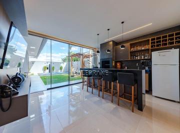 Casa de 3 quartos, Brazlandia · CASA DE ALTO PADRÃO | PONTE ALTA GAMA | 3 QUARTOS | PISCINA AQUECIDA | DESIGN MODERNO/ COND. FECHADO