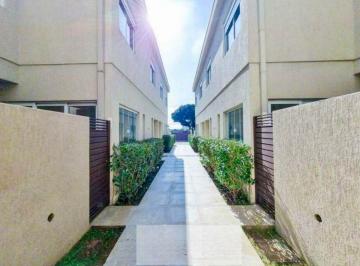 Casa de 3 quartos, São Paulo · Sobrado em condomínio 3 dormitórios sendo 1 suíte , 1 vaga , próx da USP .