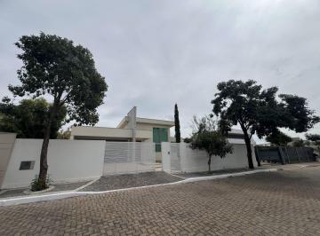 Casa de 4 quartos, Brasília · CASA DE 4 QUARTOS NO JARDIM BOTÂNICO + PISCINA + PRÓXIMO À PONTE JK