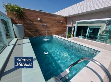 Casa de 3 quartos, Santos · Casa com piscina e espaço gourmet no Embaré com 3 dormitórios
