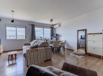 Apartamento de 3 quartos, Porto Alegre · Apartamento 3 quartos andar alto com infraestrutura completa