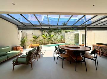 Casa de 3 quartos, Rio de Janeiro · Casa com 320 mts², 3 quartos, piscina e churrasqueira em Recreio dos Bandeirantes - RJ