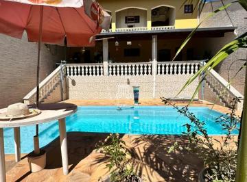 Casa · 250m² · 2 Quartos · 2 Vagas · SOBRADO À VENDA NO BAIRRO CIDADE NOVA - JUNDIAÍ/SP