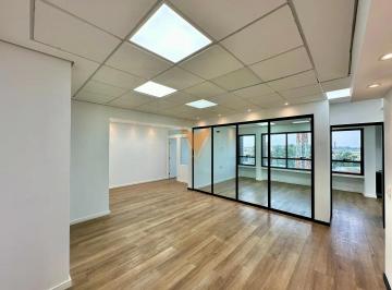 Comercial · 136m² · 4 Vagas · Imóvel Comercial para alugar em Jardim Lambreta de 136.00m² com 4 Garagens