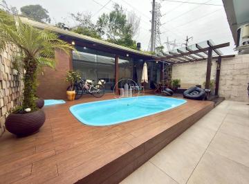 Casa · 97m² · 2 Quartos · 2 Vagas · Casa 2 Quartos com Piscina - Madri
