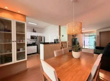 Casa · 114m² · 3 Quartos · 4 Vagas · Casa à venda, 3 quartos, 1 suíte, 4 vagas, Santa Amélia - Belo Horizonte/MG