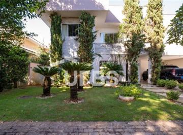 Casa · 400m² · 4 Quartos · 2 Vagas · Sobrado semimobiliado à venda no Portal do Sol 2
