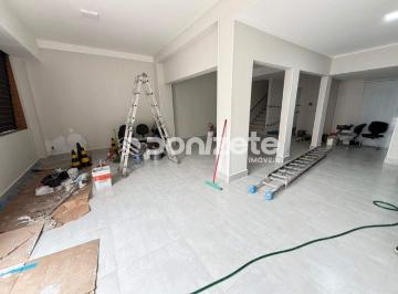 Comercial · 259m² · Salão Comercial à venda em Santo André (Vila Assunção) – 259m² | 2 salas | 4 banheiros