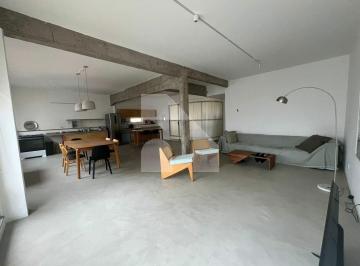 Apartamento · 222m² · 3 Quartos · Apartamento com 3 dormitórios no Centro