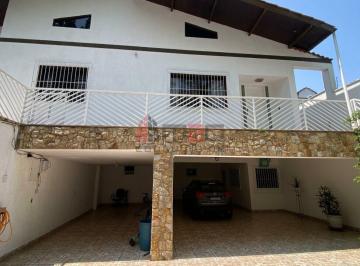 Casa · 400m² · 4 Quartos · 5 Vagas · Casa a venda no City América.