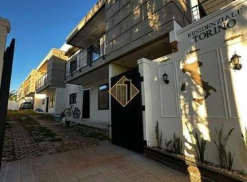 Casa · 160m² · 3 Quartos · 2 Vagas · Sobrado à venda em condomínio fechado com 1 suíte + 2 quartos com 160m2.