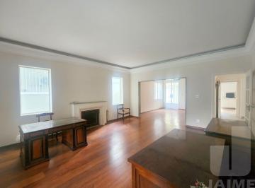 Casa · 400m² · 4 Quartos · 5 Vagas · Sofisticação e Espaço em Casa Exclusiva no Jardim Paulista