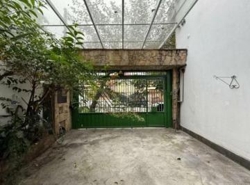 Casa · 163m² · 4 Quartos · 4 Vagas · Sobrado a venda com 4 quartos, 2 vagas e entrada lateral