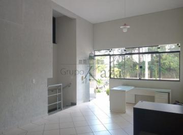Comercial · 62m² · Sala Comercial - Industrial - Urbanova - 62m².
