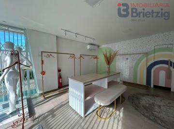 Comercial · 41m² · 2 Vagas · Sala comercial para locação no bairro Saguaçú, por R$3.000 + taxas/mensal!