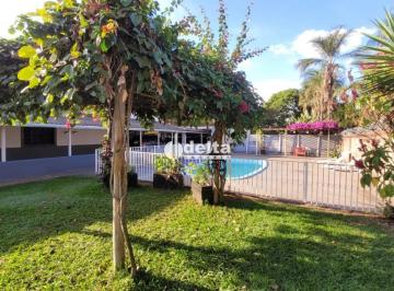 Rural · 5000m² · 4 Quartos · 6 Vagas · Chácara disponível para venda no bairro Morada Dos Pássaros em Uberlândia - MG.