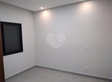 Casa · 154m² · 3 Quartos · 2 Vagas · Casa para venda em Bairro Inválido de 154.00m² com 3 Quartos, 1 Suite e 2 Garagens
