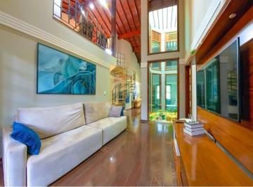 Casa · 339m² · 4 Quartos · 4 Vagas · Casa para venda em Centro de 339.00m² com 4 Quartos, 4 Suites e 4 Garagens