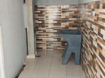 img0 · Casa com 1 Quarto(s) e 1 banheiro(s) para Alugar, 70 m² por R$ 1000 / Mês