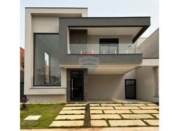 Casa · 224m² · 3 Quartos · 2 Vagas · Casa de Condomínio para alugar em São Venâncio de 223.69m² com 3 Quartos, 3 Suites e 2 Garagens