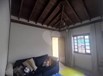 Casa · 125m² · 2 Quartos · 2 Vagas · Casa para venda em Centro de 125.00m² com 2 Quartos, 1 Suite e 2 Garagens