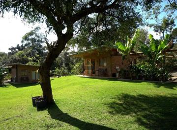Terreno de 7 quartos, Botucatu · Chácara para venda em Chácara De Recreio Jardim Alvorada de 470.00m² com 7 Quartos, 1 Suite e 8 Gara