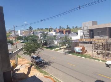 Casa · 196m² · 3 Quartos · 2 Vagas · Casa para venda em Bairro Inválido de 196.00m² com 3 Quartos, 1 Suite e 2 Garagens