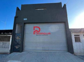 Comercial · 182m² · 2 Vagas · Galpão / Depósito / Armazém para venda em Tupi de 182.00m² com 2 Garagens
