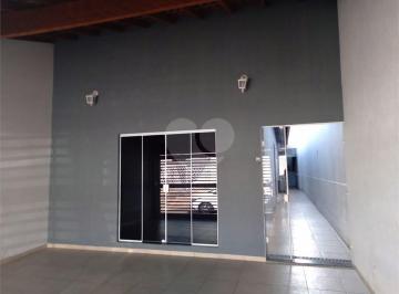 Casa · 100m² · 2 Quartos · 2 Vagas · Casa para venda em Bairro Inválido de 100.00m² com 2 Quartos, 1 Suite e 2 Garagens