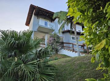 Casa · 300m² · 4 Quartos · 6 Vagas · Casa para venda em Campo Largo de 300.00m² com 4 Quartos, 2 Suites e 6 Garagens