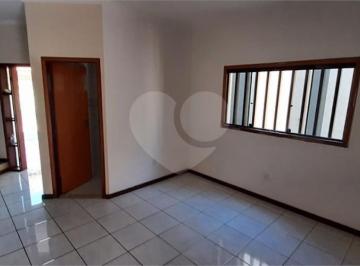Casa · 180m² · 3 Quartos · 4 Vagas · Sobrado para venda em Jardim Astro de 180.00m² com 3 Quartos, 1 Suite e 4 Garagens
