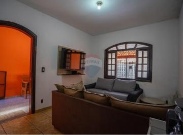 Casa · 240m² · 4 Quartos · 2 Vagas · Casa para venda em Jardim São Vicente de 240.00m² com 4 Quartos, 1 Suite e 2 Garagens