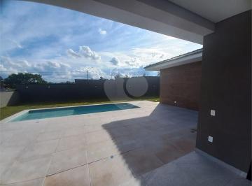 Casa · 325m² · 4 Quartos · 4 Vagas · Casa para venda em Bairro Inválido de 325.00m² com 4 Quartos, 4 Suites e 4 Garagens