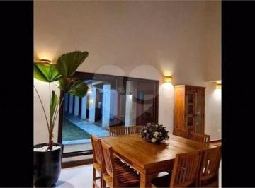 Casa · 480m² · 5 Quartos · 2 Vagas · Casa para venda em Bairro Inválido de 480.00m² com 5 Quartos, 5 Suites e 2 Garagens
