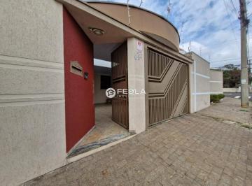 Casa · 206m² · 4 Quartos · 4 Vagas · Casa para alugar em Nova Americana de 206.00m² com 4 Quartos, 3 Suites e 4 Garagens