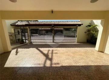 Casa · 245m² · 3 Quartos · 3 Vagas · Casa para venda em Bairro Inválido de 245.00m² com 3 Quartos, 1 Suite e 3 Garagens