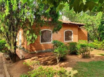Casa · 580m² · 7 Quartos · 4 Vagas · Casa para venda em Bairro Inválido de 580.00m² com 7 Quartos, 4 Suites e 4 Garagens