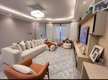 Casa · 180m² · 3 Quartos · 2 Vagas · Casa para venda em Guilhermina de 180.00m² com 3 Quartos, 1 Suite e 2 Garagens