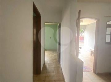 Casa · 205m² · 3 Quartos · 4 Vagas · Casa para venda em Corrupira de 205.00m² com 3 Quartos e 4 Garagens