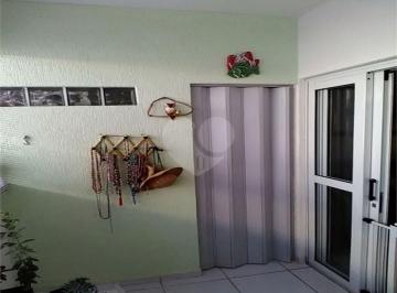 Casa · 159m² · 3 Quartos · 2 Vagas · Casa para venda em Jardim Copacabana de 159.00m² com 3 Quartos, 1 Suite e 2 Garagens