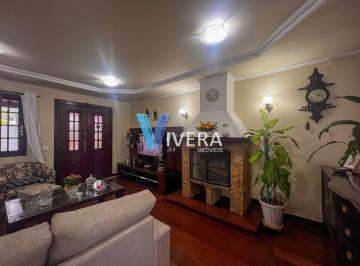 Casa · 330m² · 3 Quartos · 2 Vagas · Imóvel Versátil na Tijuca: 2 Unidades Independentes