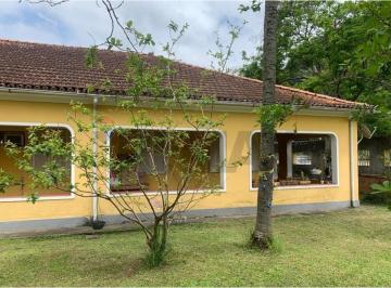 Casa · 143m² · 3 Quartos · 5 Vagas · Casa à Venda na  Vila Geny, Mar & Montanha!