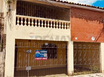 Casa · 155m² · 4 Quartos · 1 Vaga · Excelente casa à venda na Cidade Velha