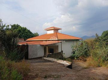 Casa · 120m² · 3 Quartos · 2 Vagas · Casa de campo à venda em São Joaquim de Bicas-MG.