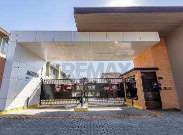 Casa · 158m² · 3 Quartos · 1 Vaga · Sobrado no Centro de São José dos Pinhais. Pr