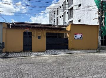 Casa · 241m² · 4 Quartos · 2 Vagas · Casa ampla com 4 quartos (sendo 1 suíte) - Conjunto Marex